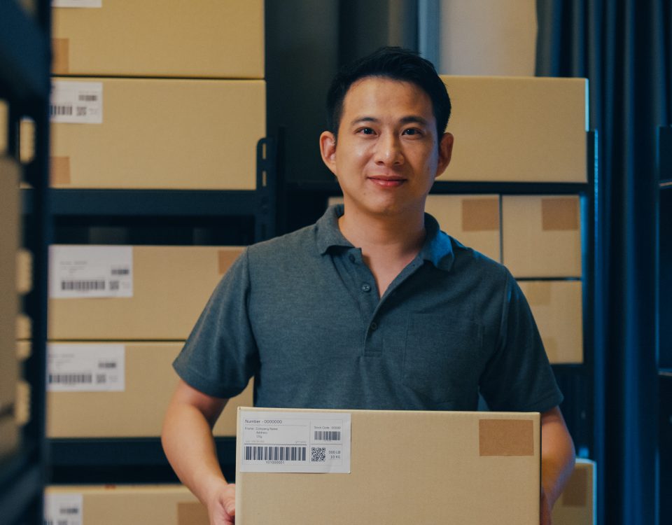 TikTok 3PL integrated partner supporting sellers with order packing and delivery